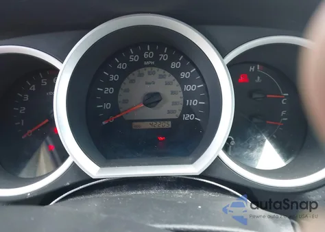 2010 Toyota Tacoma из США, поврежденный, VIN 5TENX4CN2AZ717839